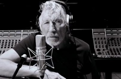 (VIDEO) Roger Waters cântă „Mother” în carantină