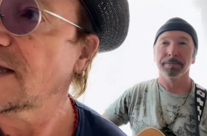 (VIDEO) Urmărește-i pe Bono și The Edge cântând „Stairway To Heaven”