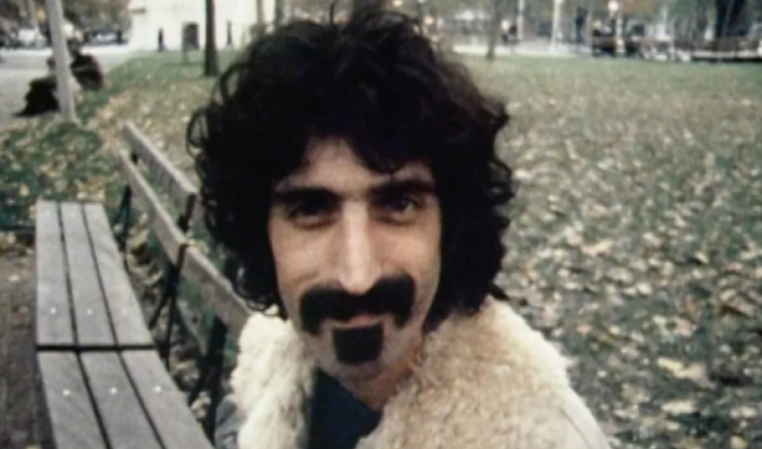 Vezi trailerul noului documentar despre viața lui Frank Zappa