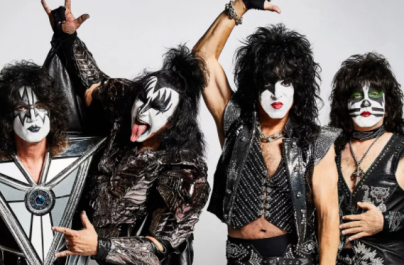 Kiss promite să „ardă 2020” printr-un concert incendiar online, live de Anul Nou