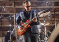 Urmărește trailer-ul documentarului „Guitar Man” despre viața chitaristului de blues Joe Bonamassa